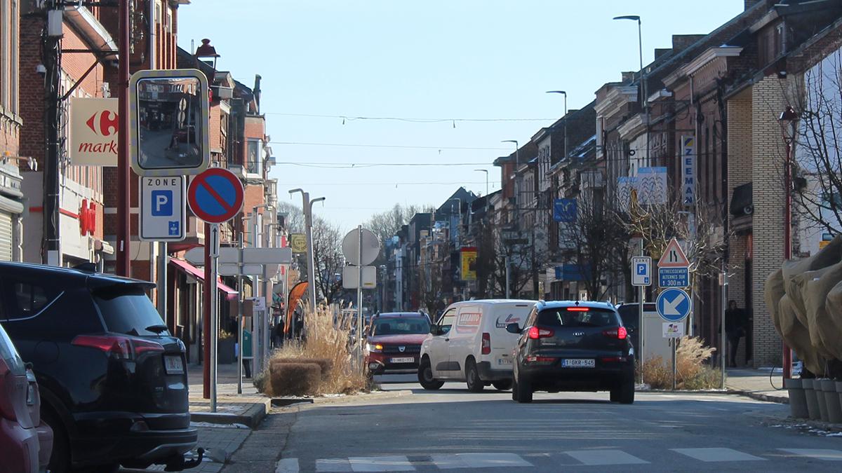 Hannut_façades_fleurs